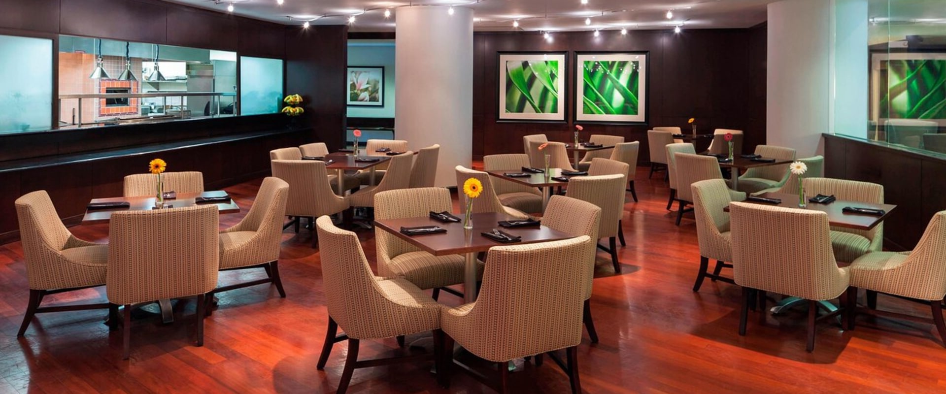 Exploring the Best Bars and Clubs in Metairie, LA